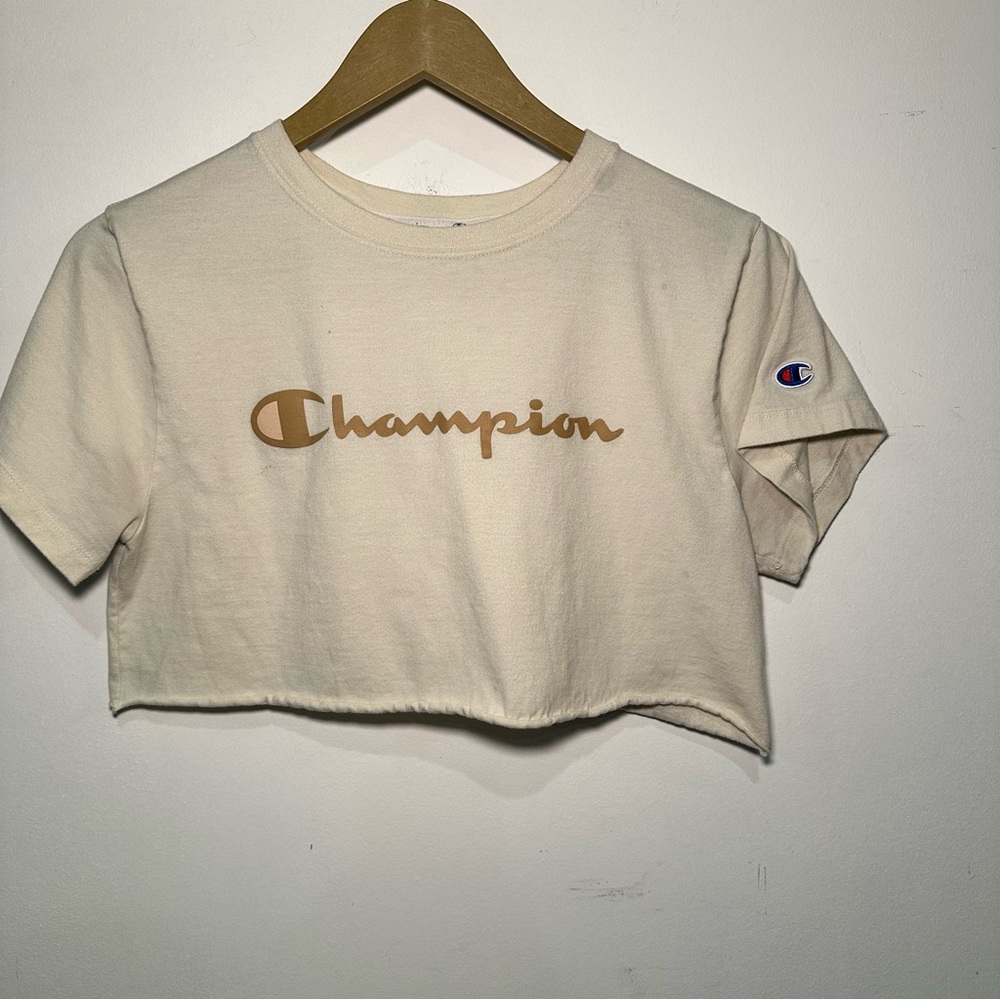 Champion Women's Cream Cropped T-Shirt